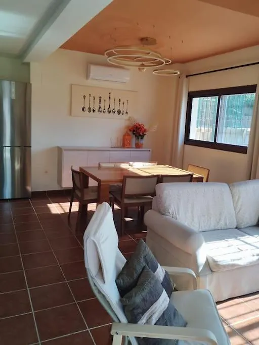 Suite En Sierramagna, Piscina Abierta El Ronquillo