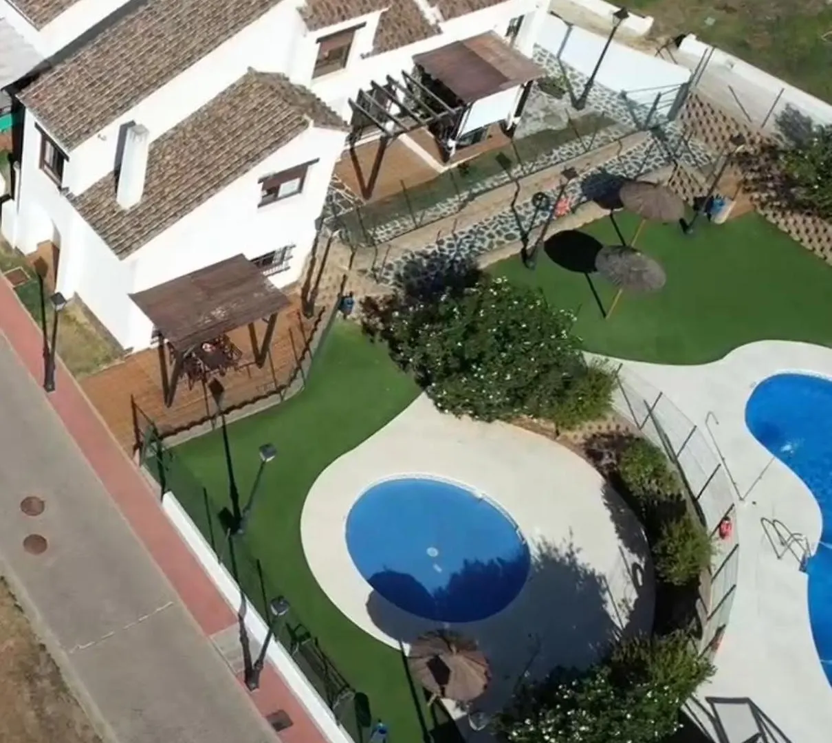 Suite En Sierramagna, Piscina Abierta El Ronquillo Ισπανία